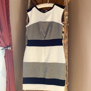 Sleeveless dress